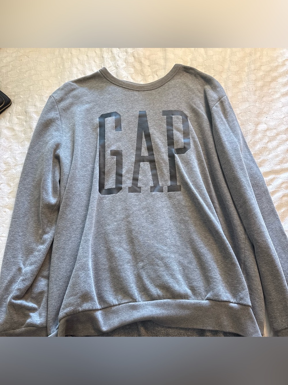 GAP Gray Crewneck Sweatshirt women’s size XL